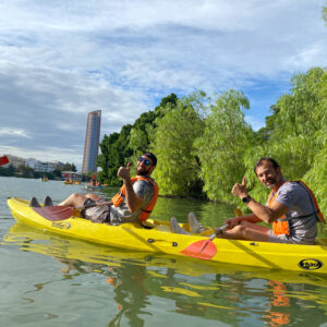 Kayak por el Guadalquivir en Sevilla